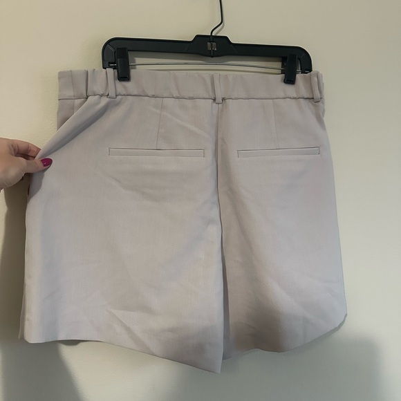 A & F | tailored shorts - Picture 3 of 6